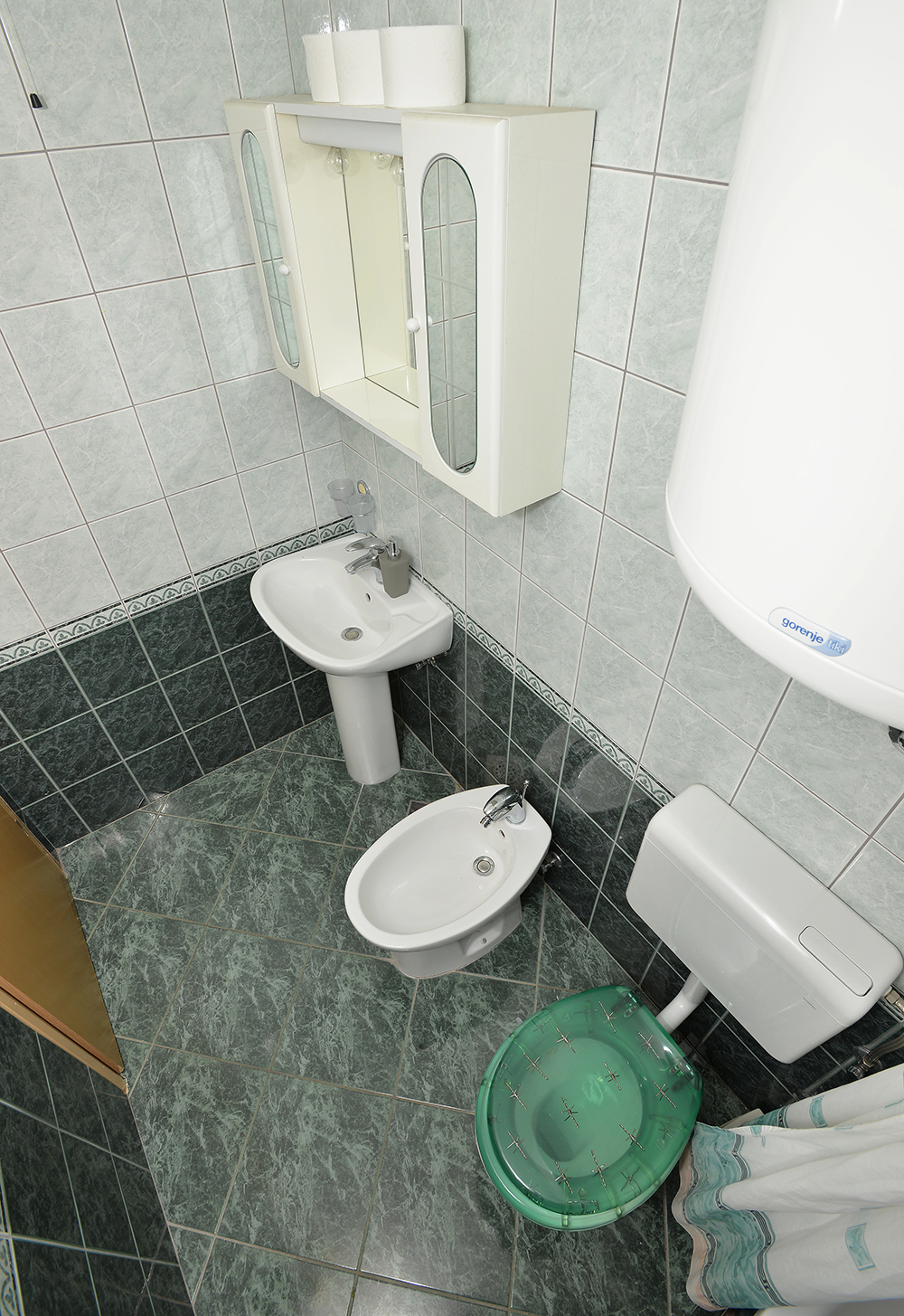 Istočna kupaonica A4+2