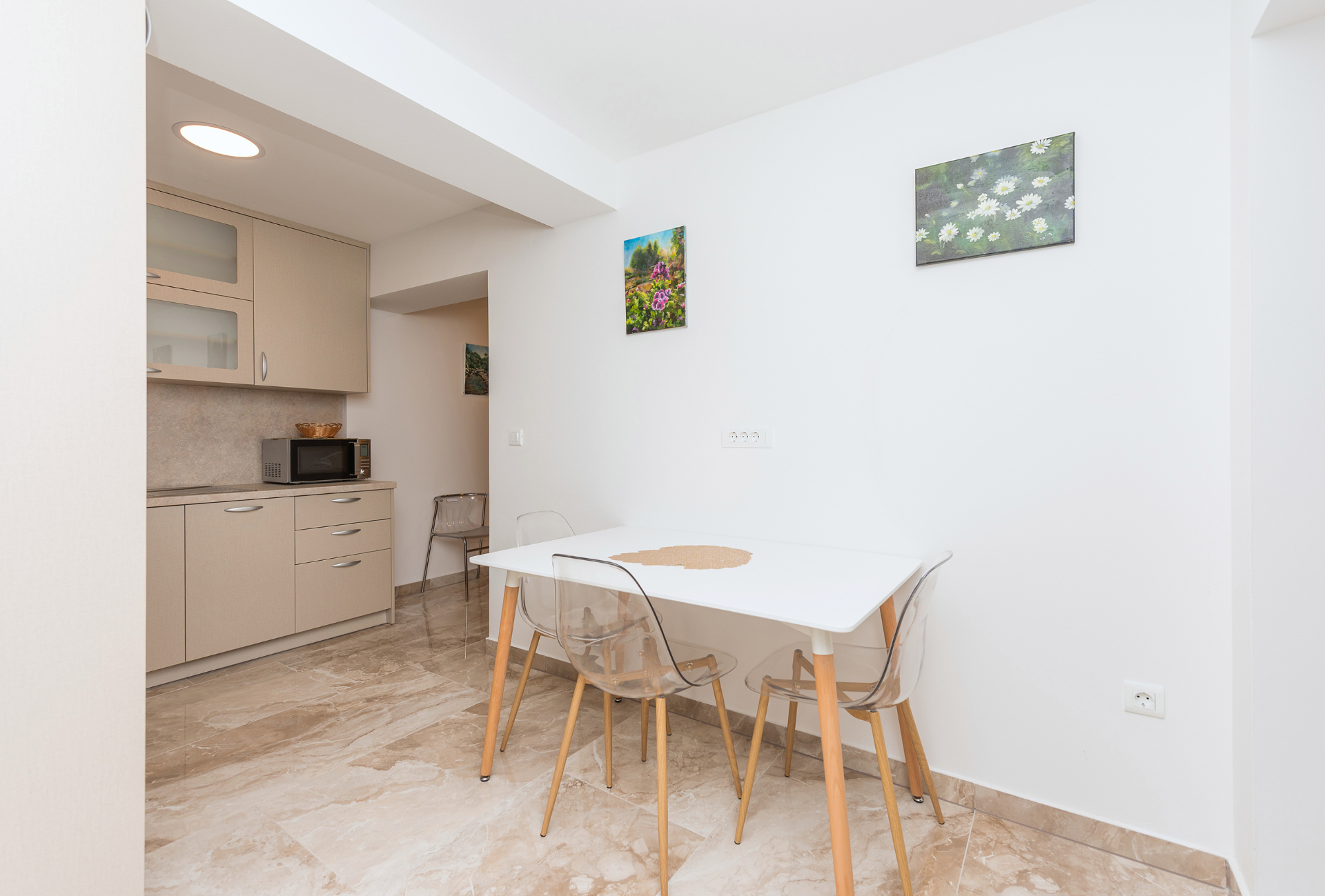 Blagovaonica uz kuhinju A3+2